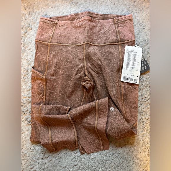 Lululemon Fast and Free High Rise Tight 25" - Picture 3 of 3